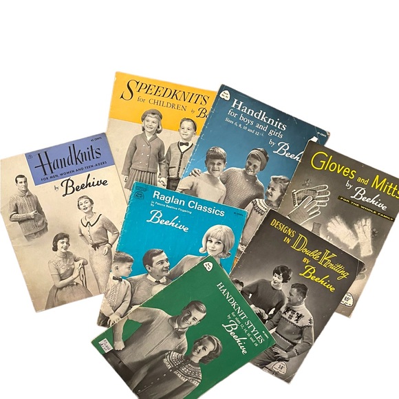 (11) Lot of 7pcs Beehive Knitting books appx 1950s - Picture 2 of 4
